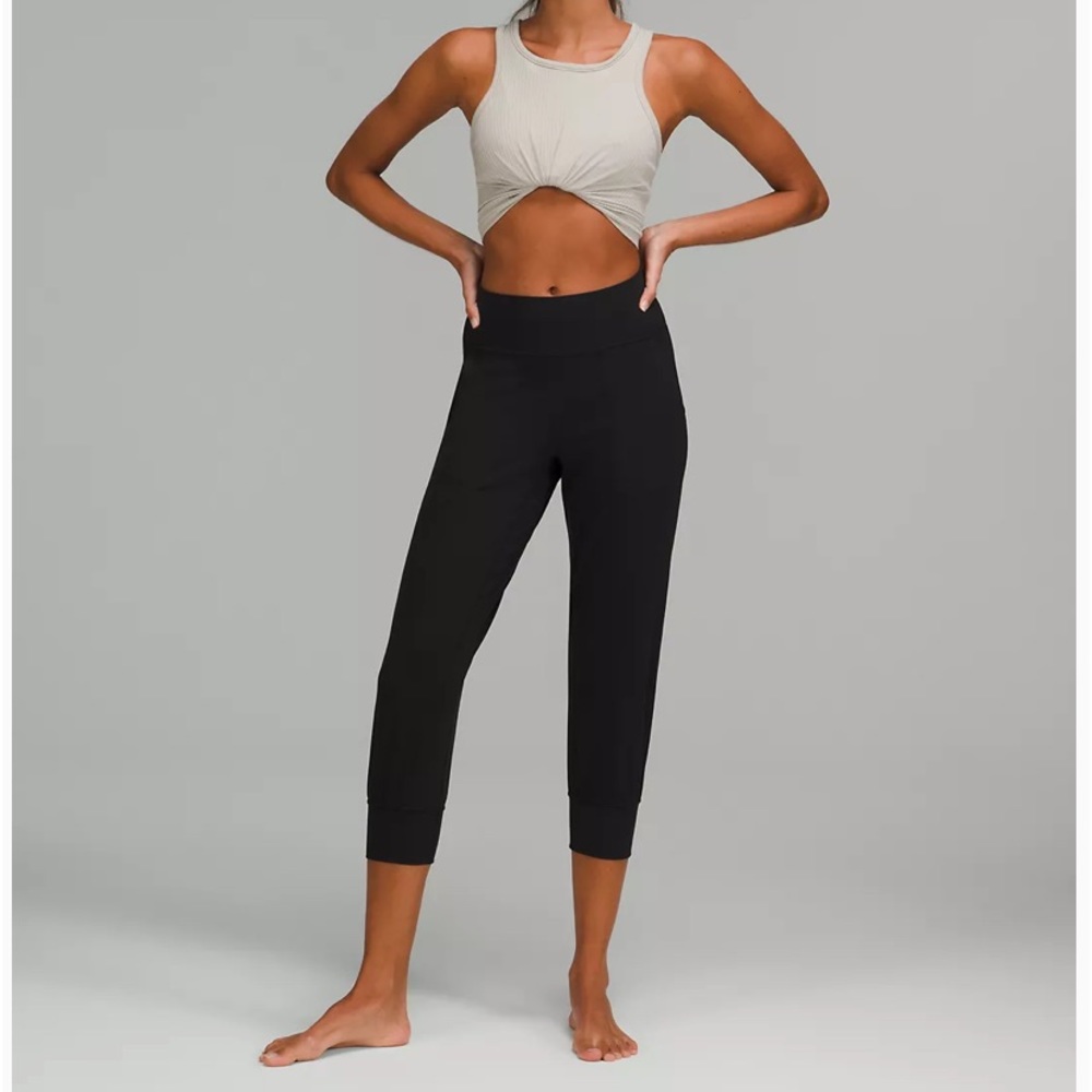 Align Joggers Crop 23”
